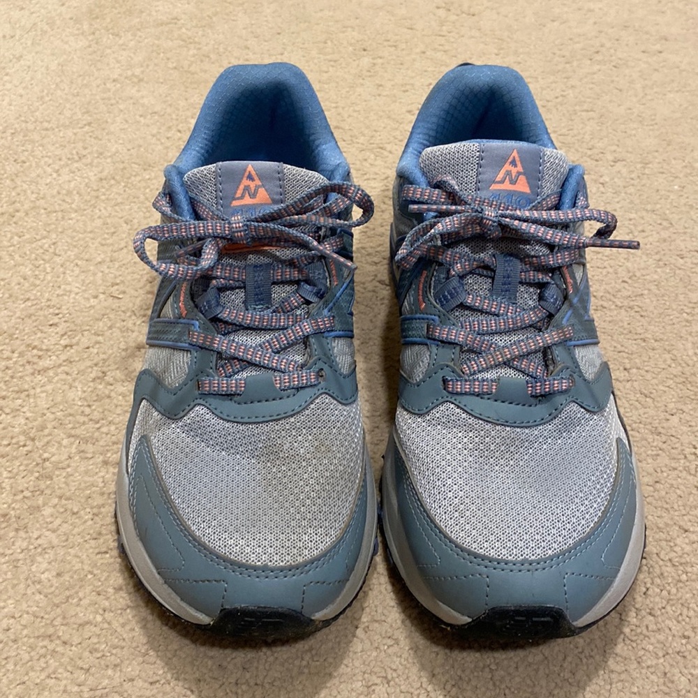 New Balance 9 1/2 Soft Blue 410 Trail Shoes